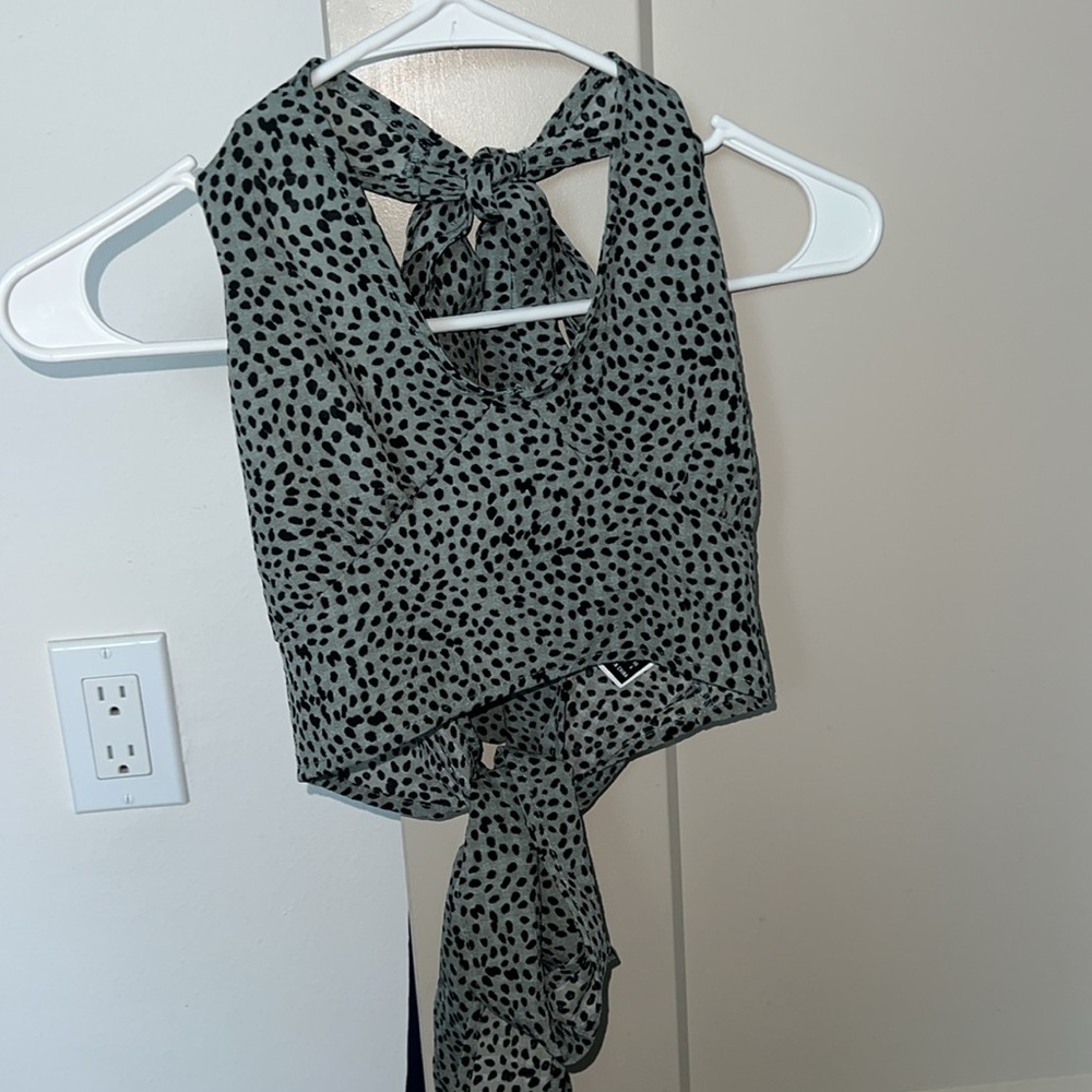 tank with open back and top bottom ties